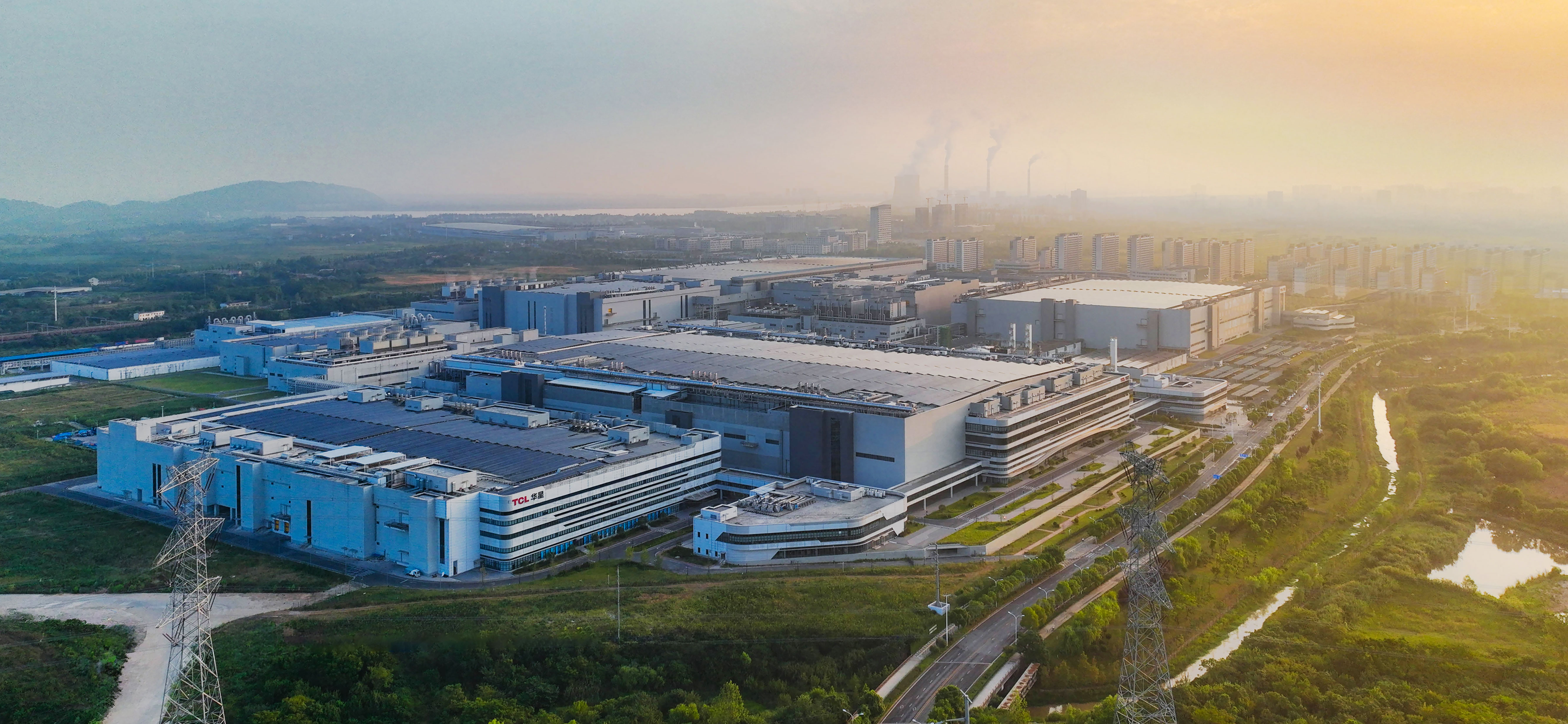 t5 新型IT、车载、VR显示面板生产线